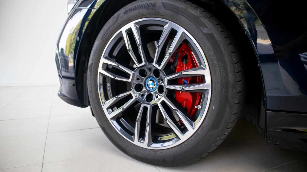 bmw-serie-5-i5-edrive40-2025-eletrico