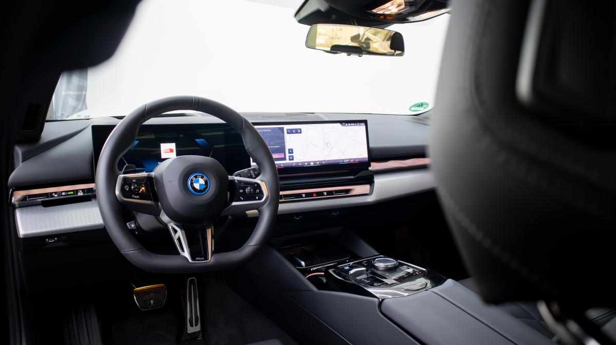 bmw-serie-5-i5-edrive40-2025-eletrico