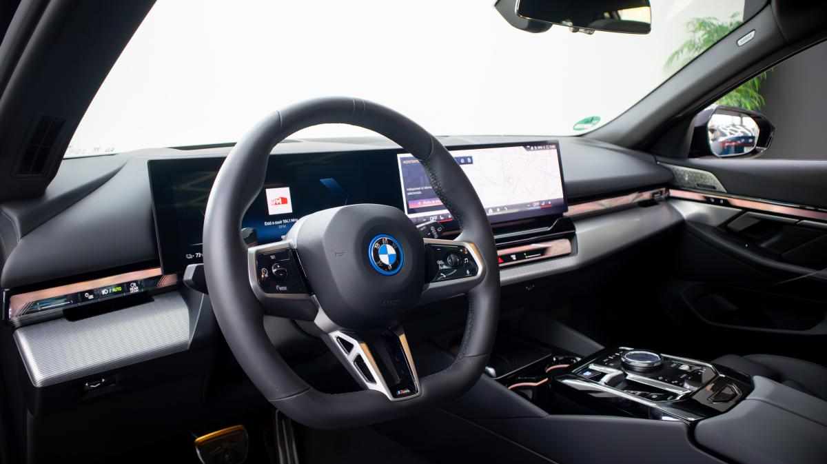 bmw-serie-5-i5-edrive40-2025-eletrico