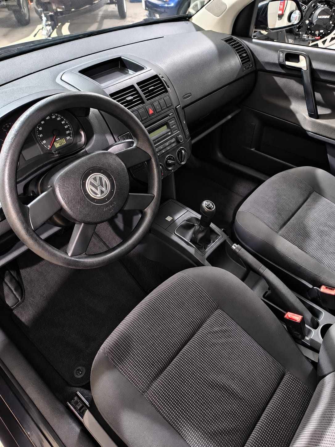 volkswagen-polo-2005-gasolina-1198cc
