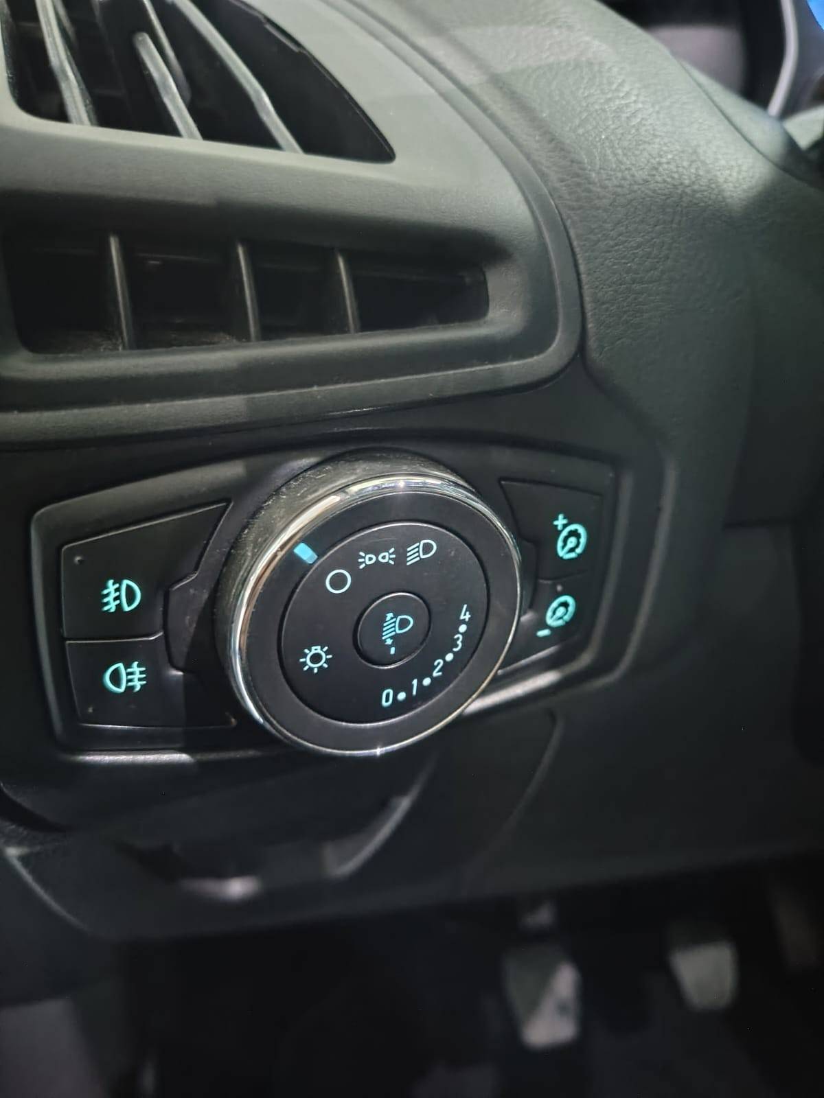ford-focus-2011-diesel-1560cc
