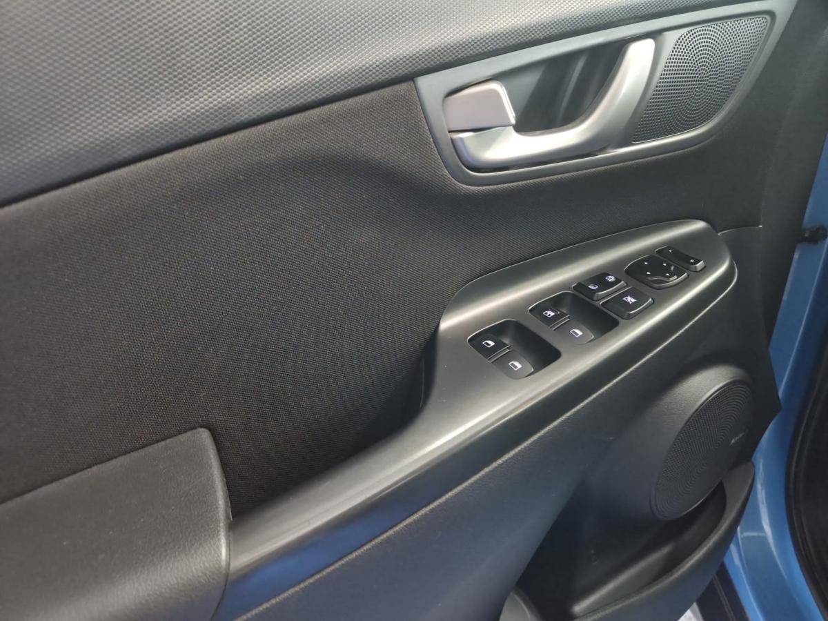 hyundai-kauai-2018-gasolina-998cc