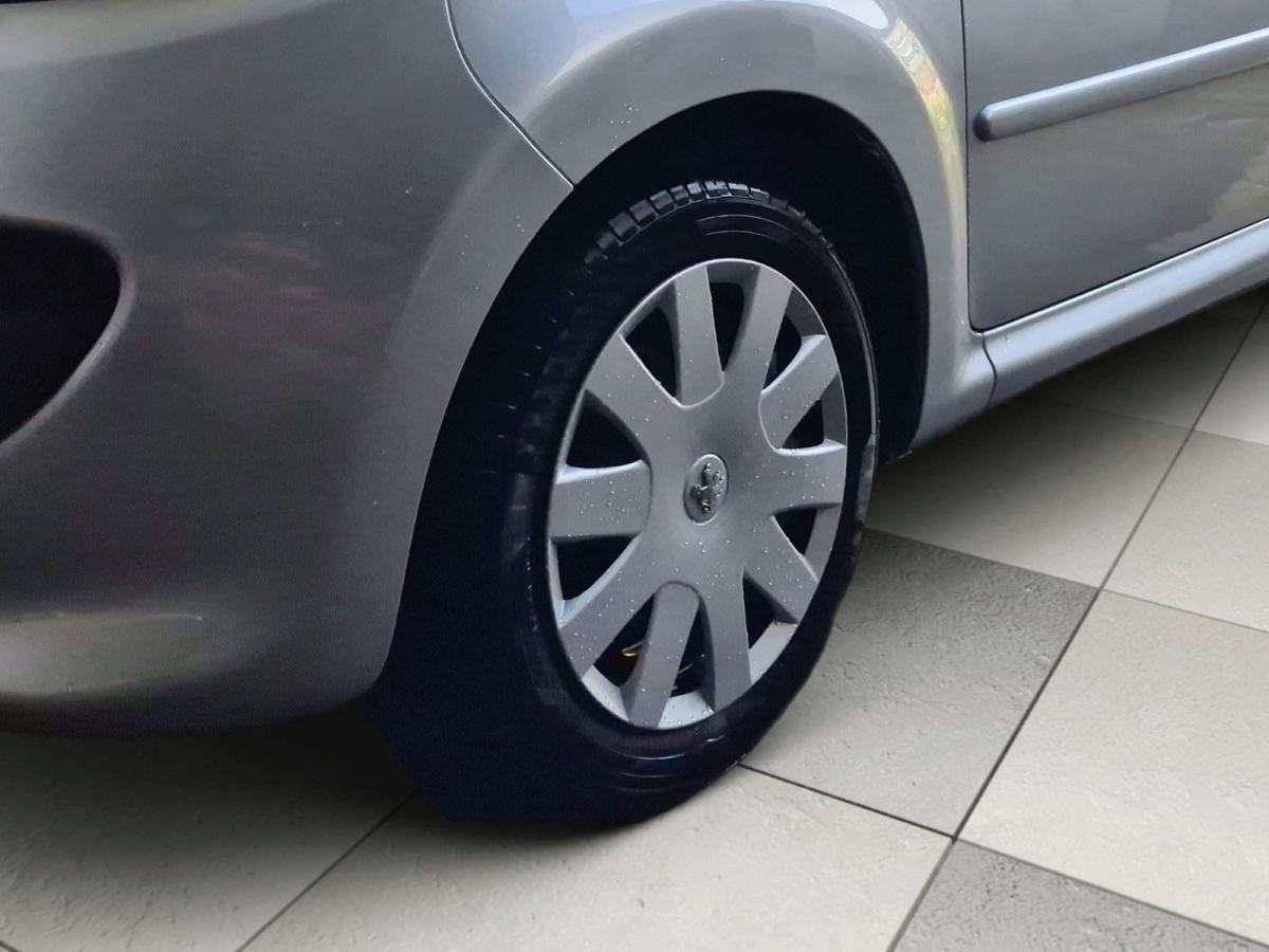 peugeot-107-2008-gasolina-998cc