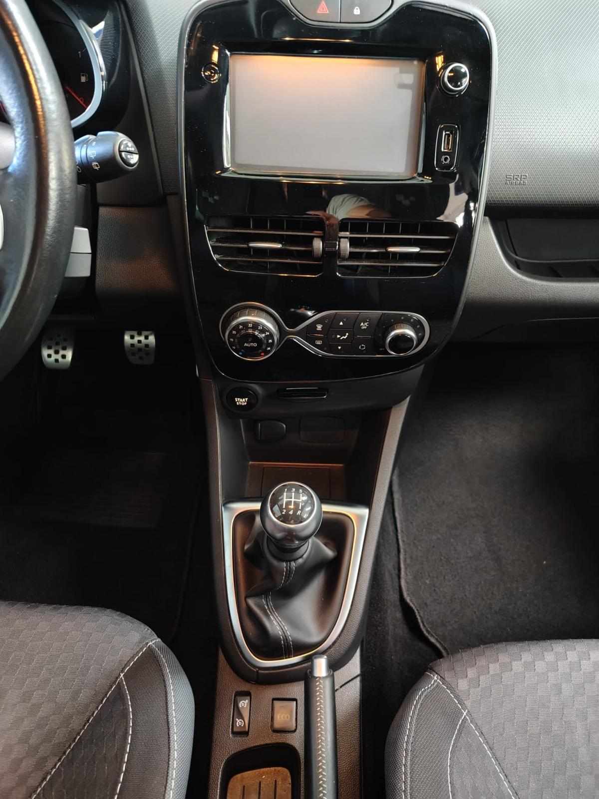renault-clio-2016-gasolina-898cc