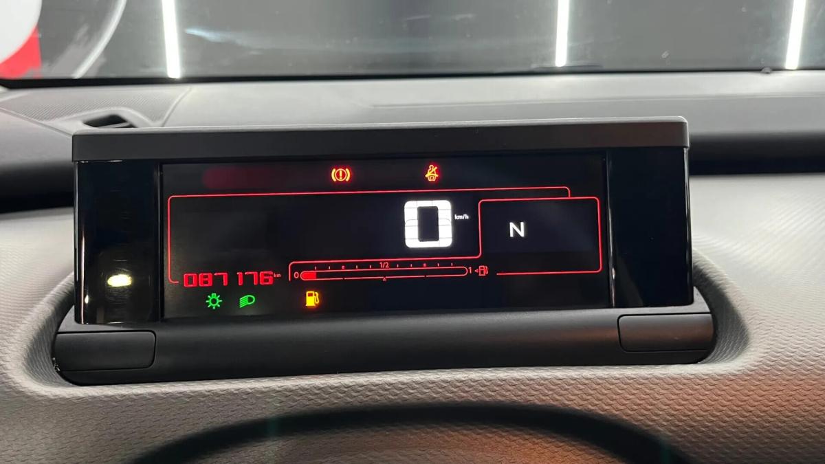 citroen-c4-cactus-2015-diesel-1560cc