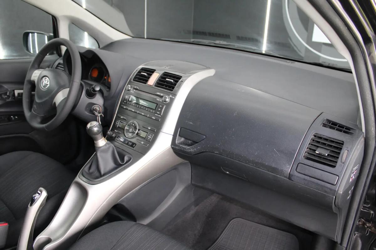 toyota-auris-2008-diesel-1364cc