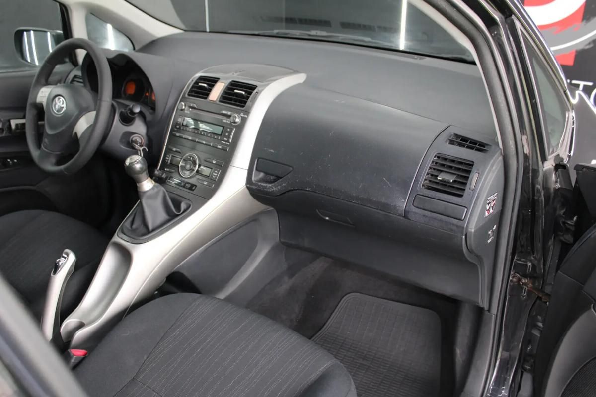 toyota-auris-2008-diesel-1364cc
