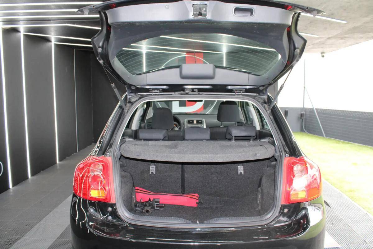 toyota-auris-2008-diesel-1364cc