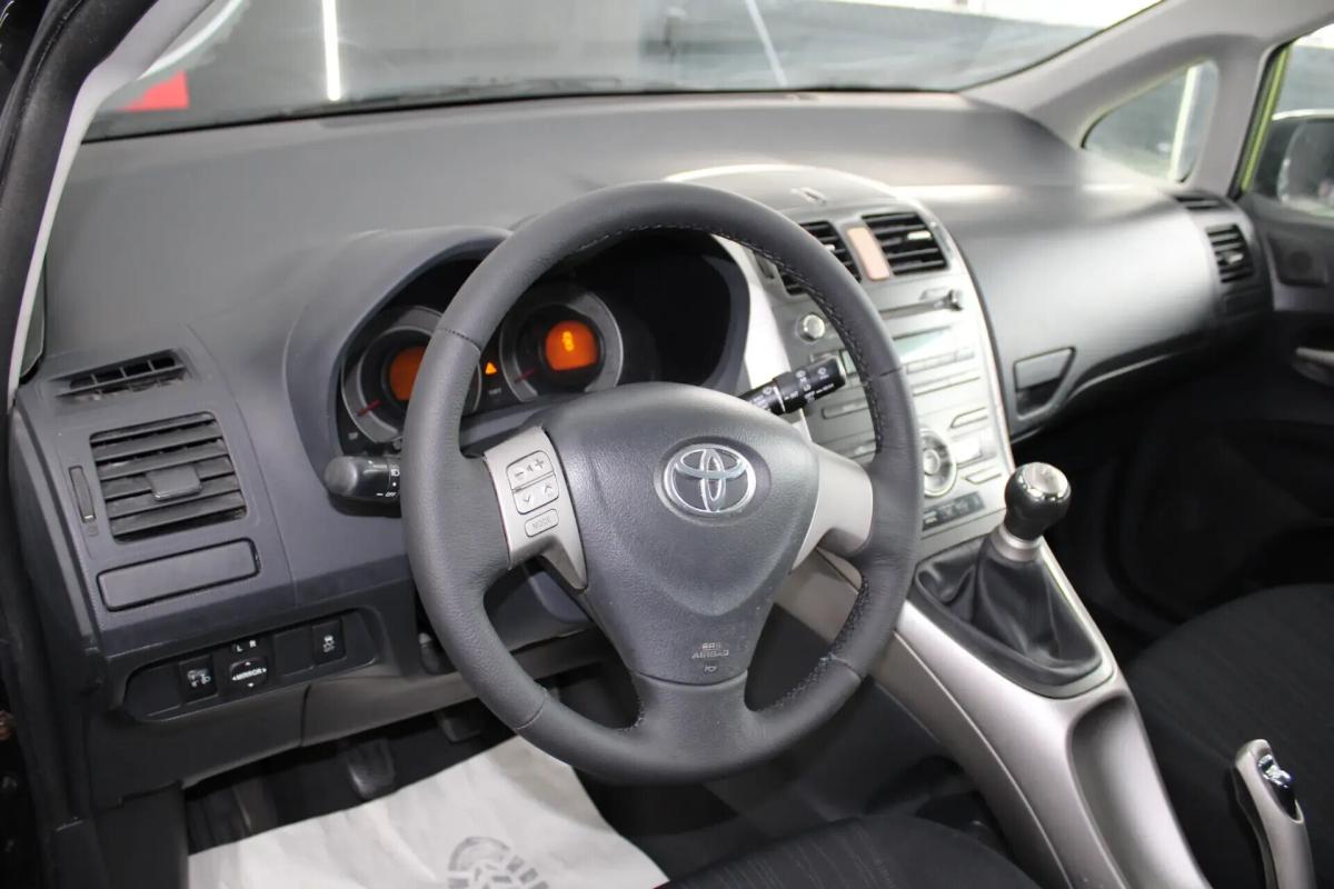 toyota-auris-2008-diesel-1364cc