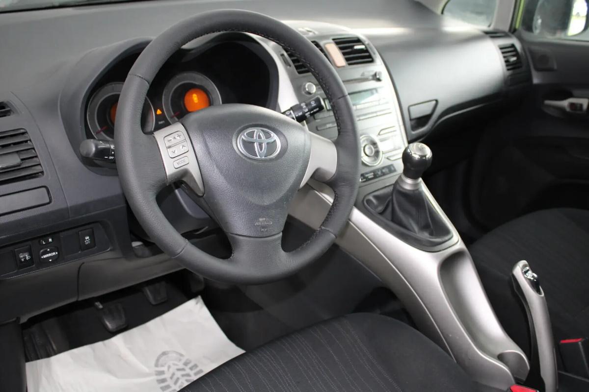 toyota-auris-2008-diesel-1364cc