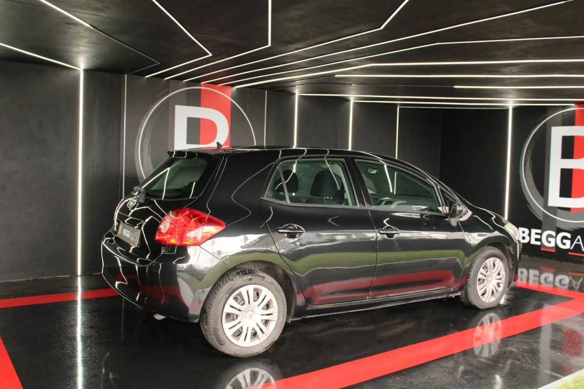 toyota-auris-2008-diesel-1364cc