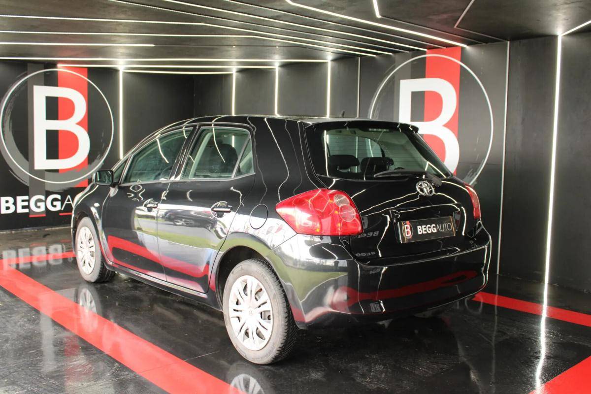 toyota-auris-2008-diesel-1364cc