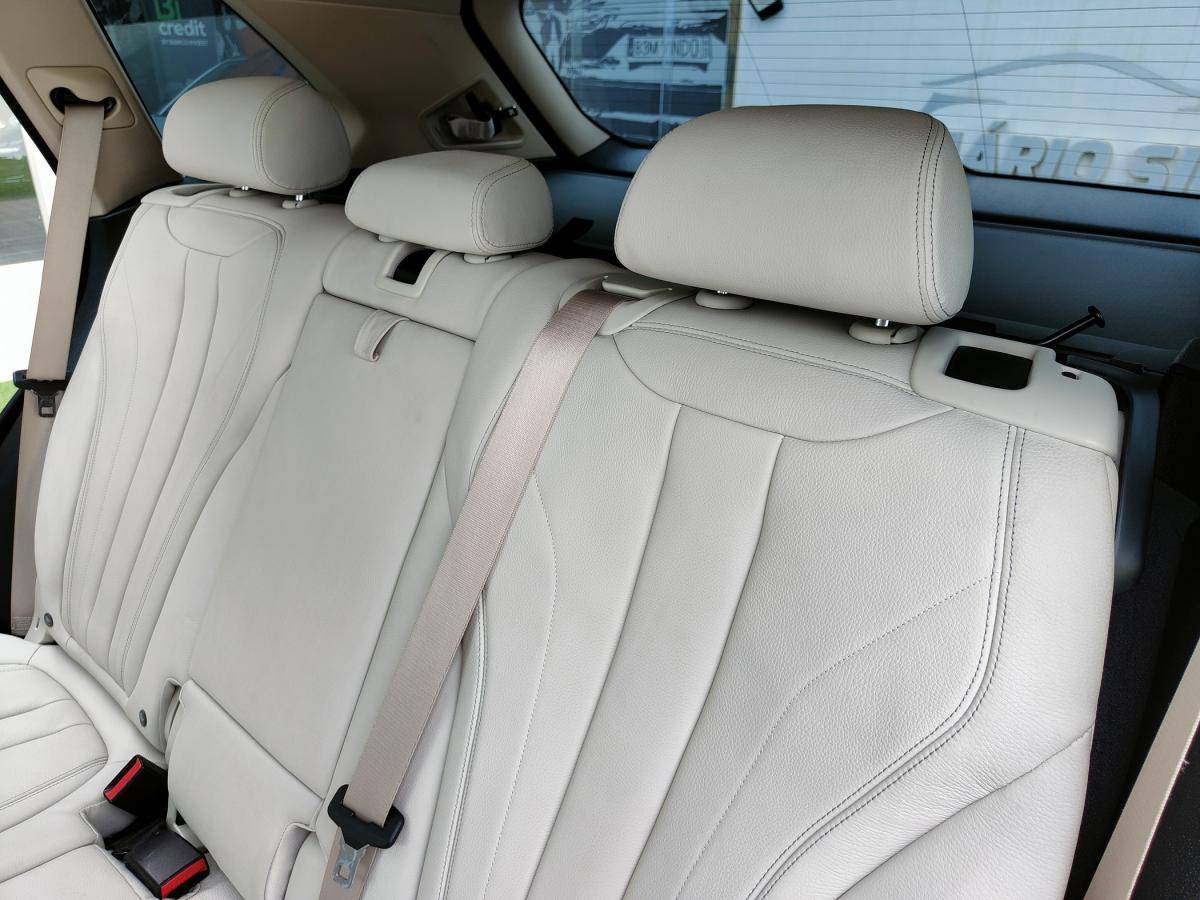 bmw-x5-2016-diesel-1995cc