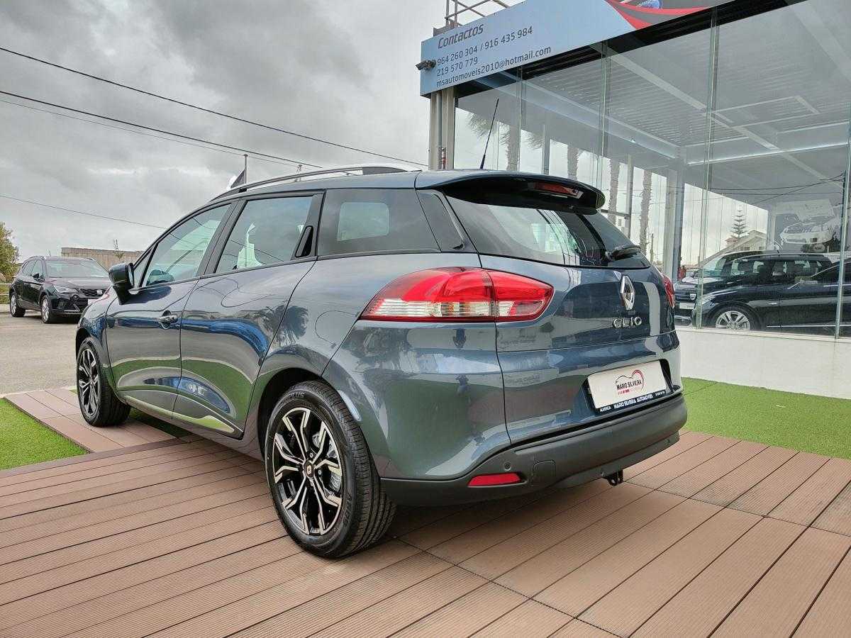 renault-clio-sport-tourer-2018-diesel-1461cc