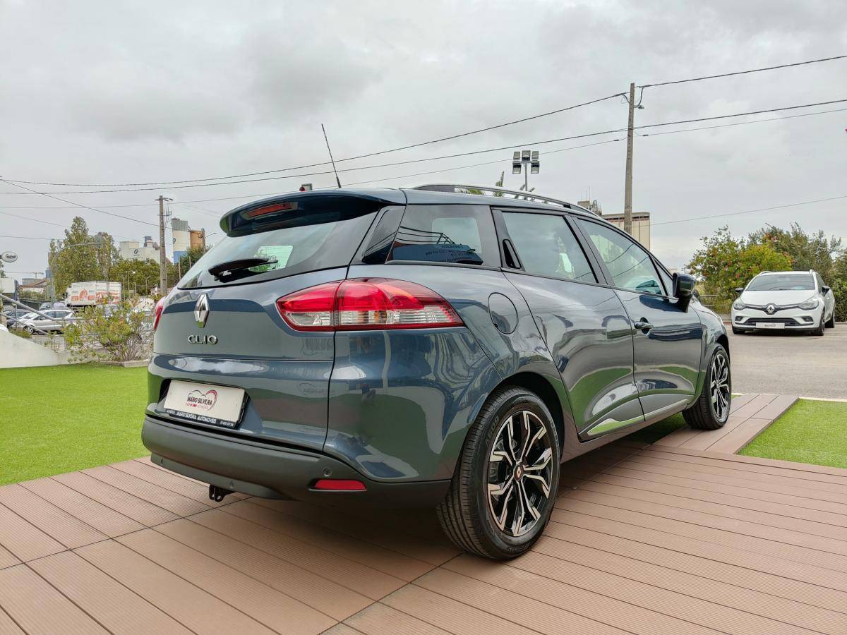 renault-clio-sport-tourer-2018-diesel-1461cc
