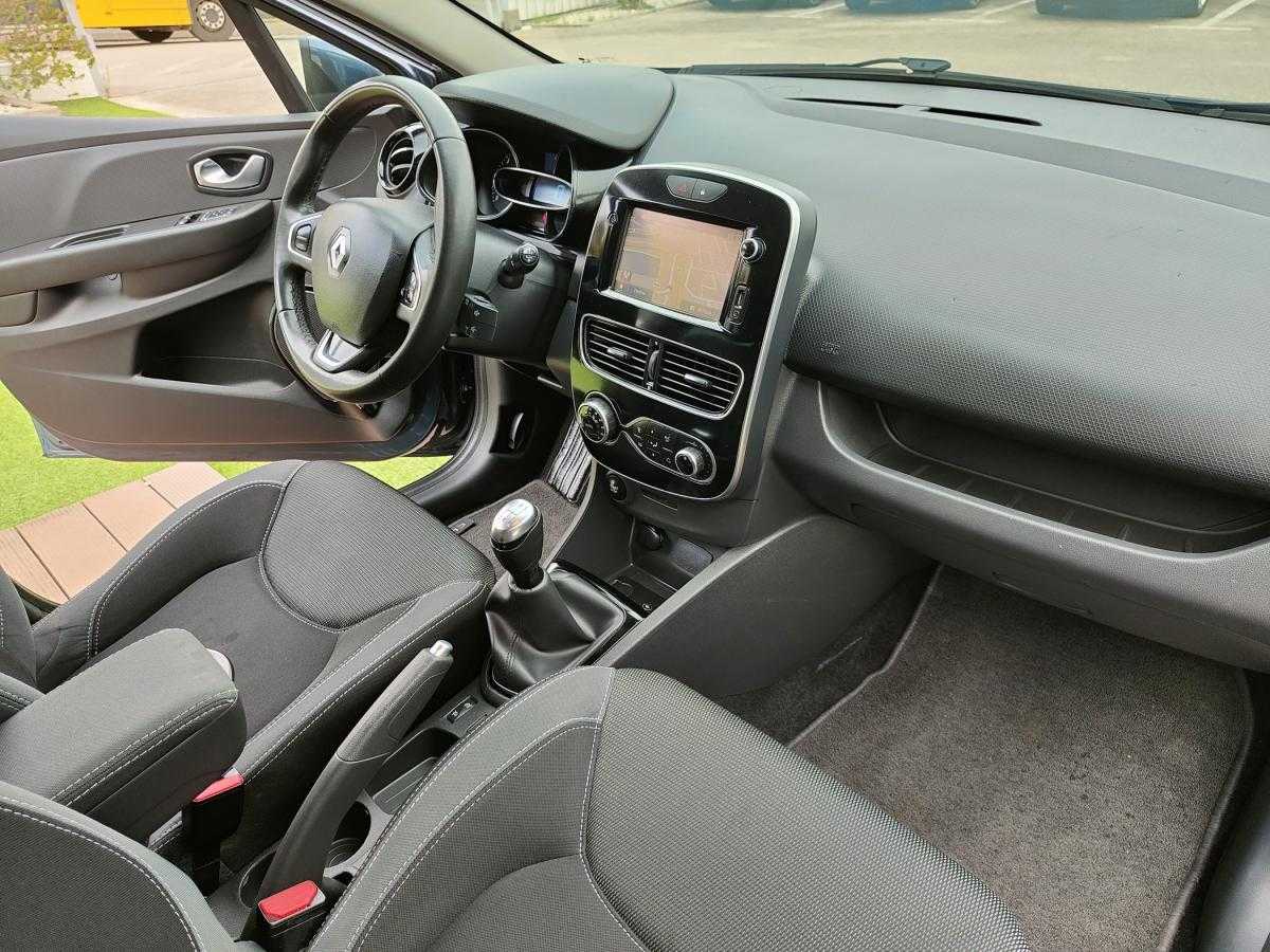 renault-clio-sport-tourer-2018-diesel-1461cc