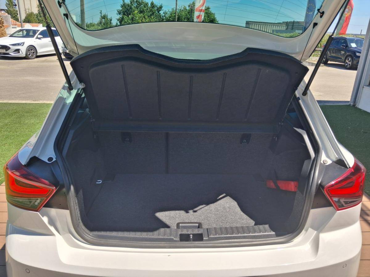 seat-ibiza-2023-gasolina-999cc
