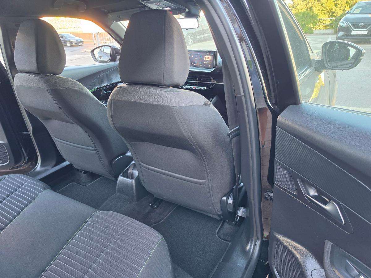 peugeot-2008-2024-gasolina-1199cc