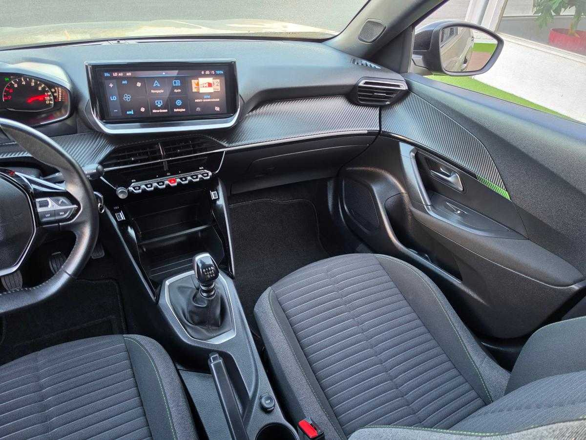 peugeot-2008-2024-gasolina-1199cc