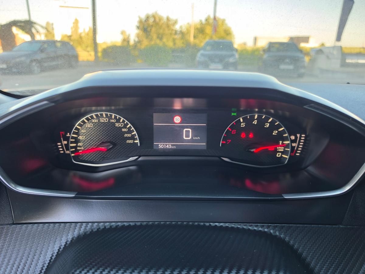 peugeot-2008-2024-gasolina-1199cc