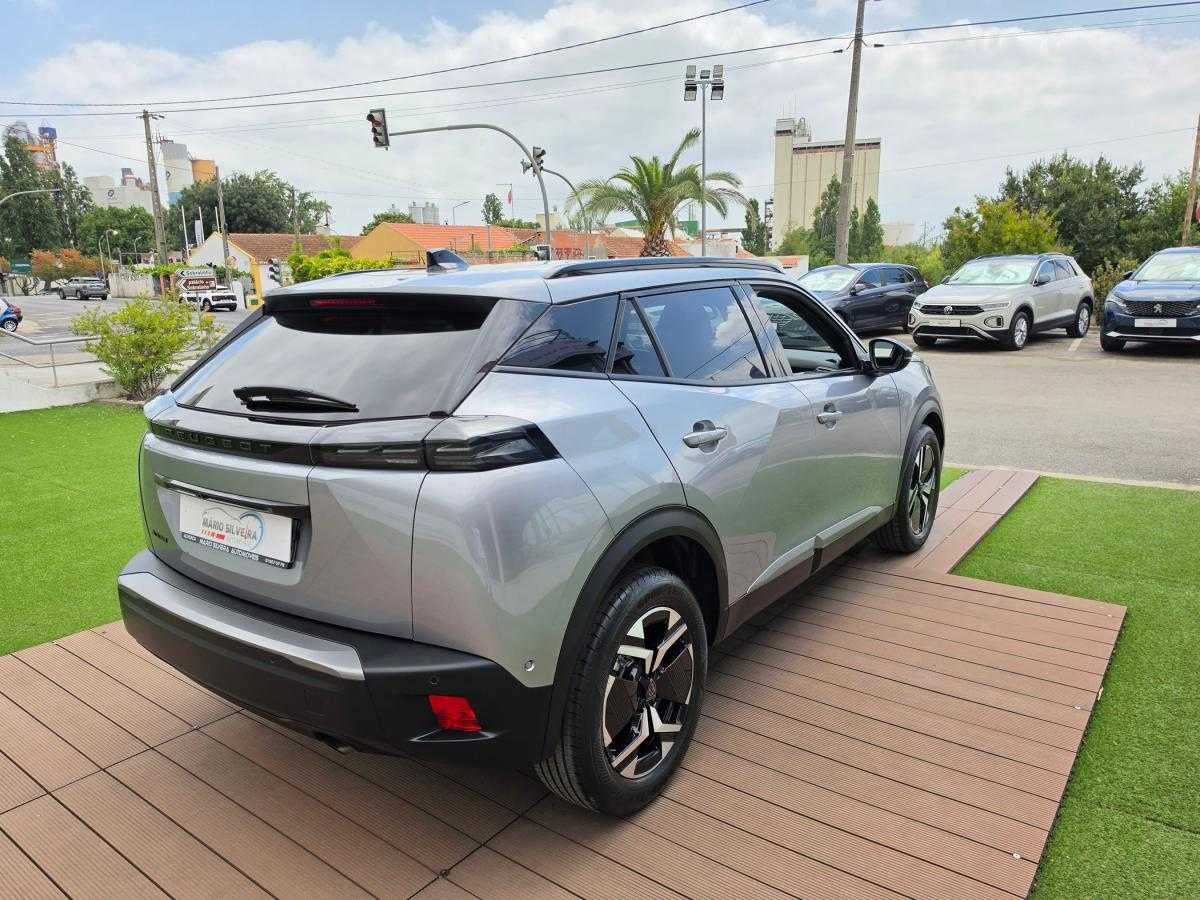 peugeot-2008-2024-gasolina-1199cc