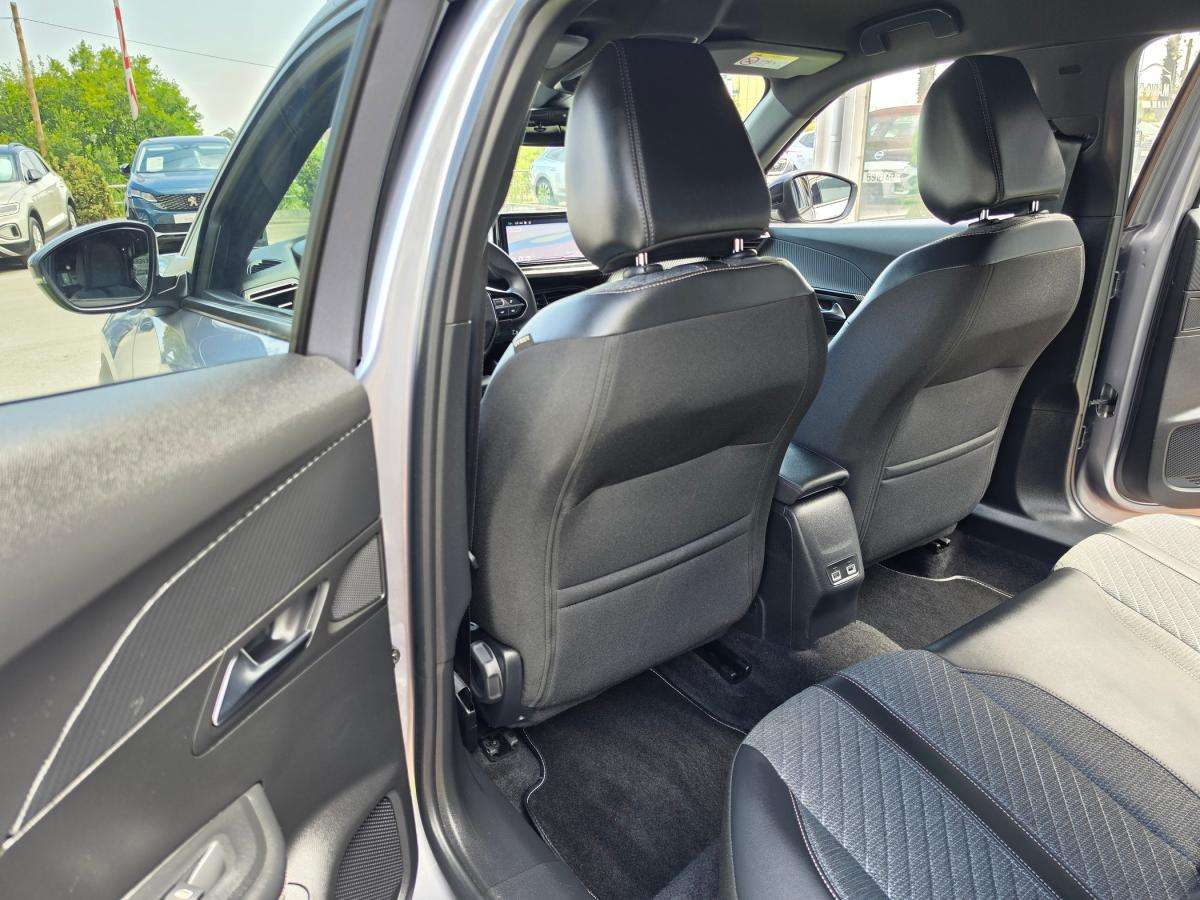 peugeot-2008-2024-gasolina-1199cc