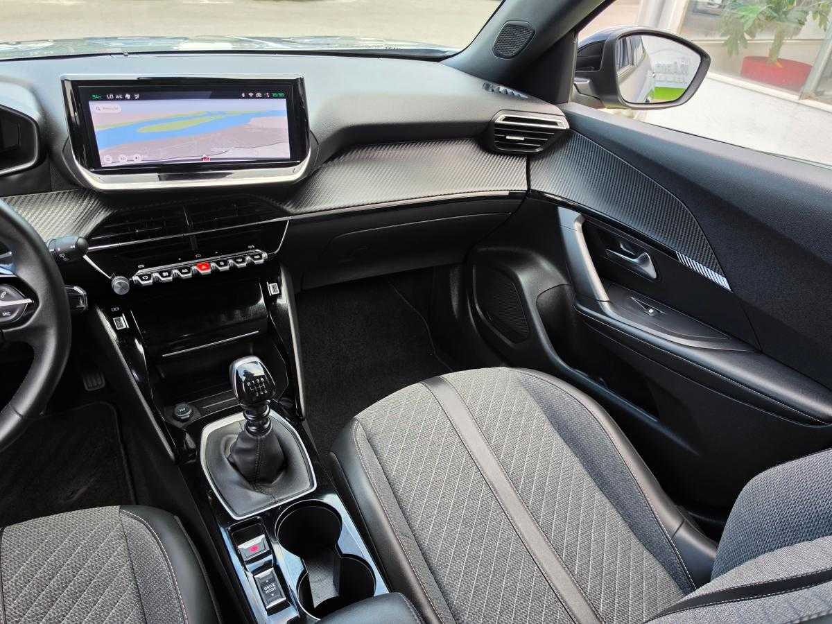 peugeot-2008-2024-gasolina-1199cc