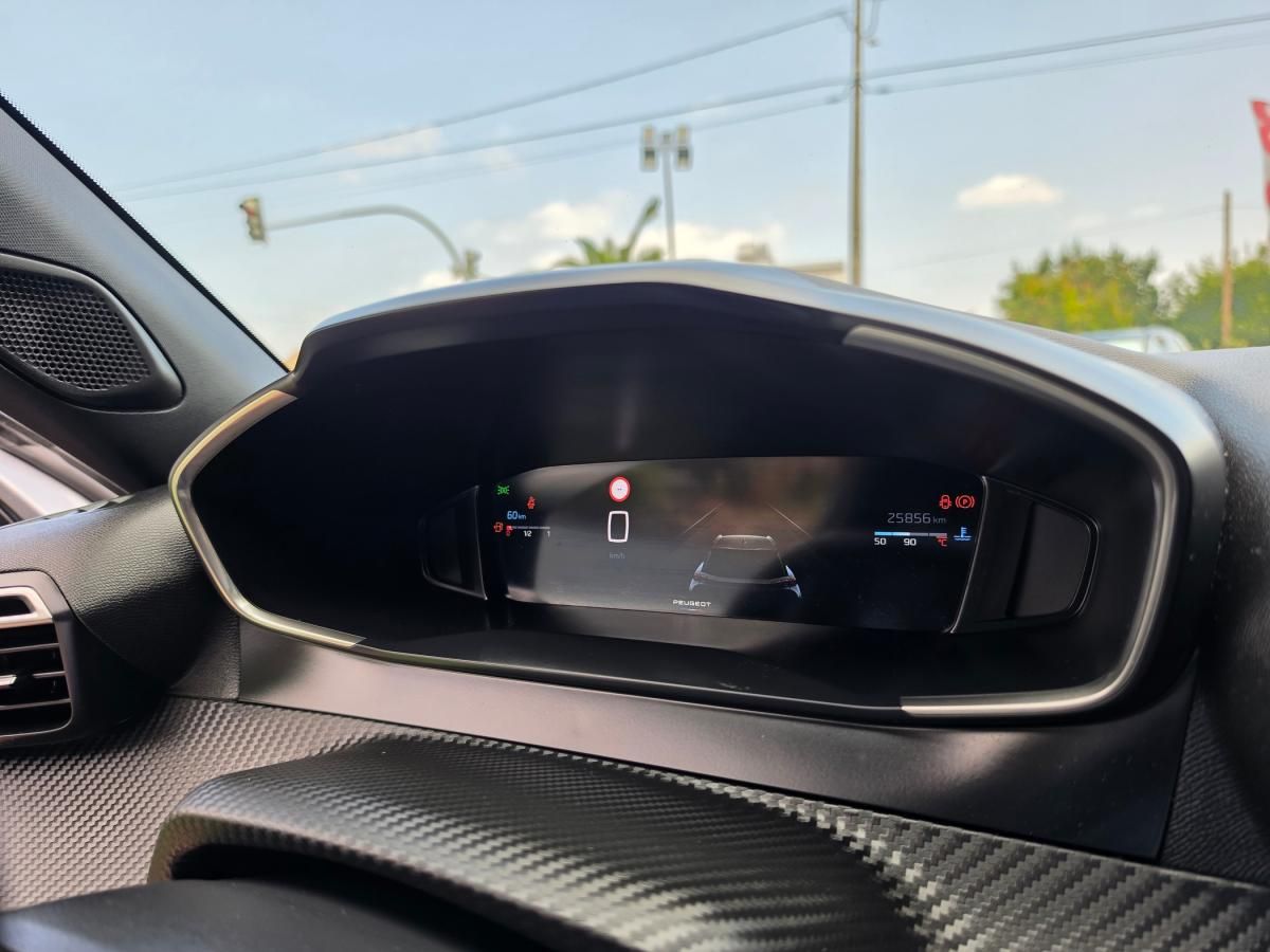 peugeot-2008-2024-gasolina-1199cc