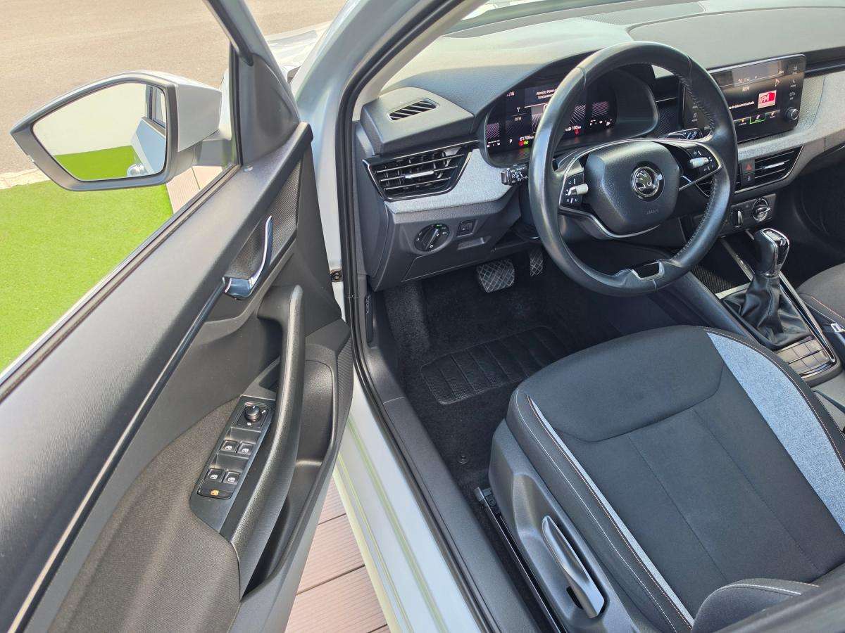 skoda-kamiq-2024-gasolina-999cc