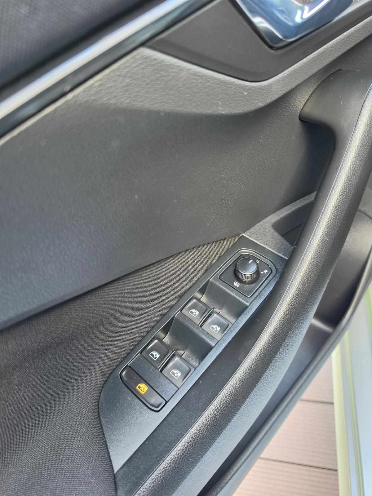 skoda-kamiq-2024-gasolina-999cc