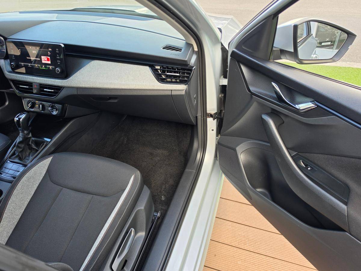 skoda-kamiq-2024-gasolina-999cc