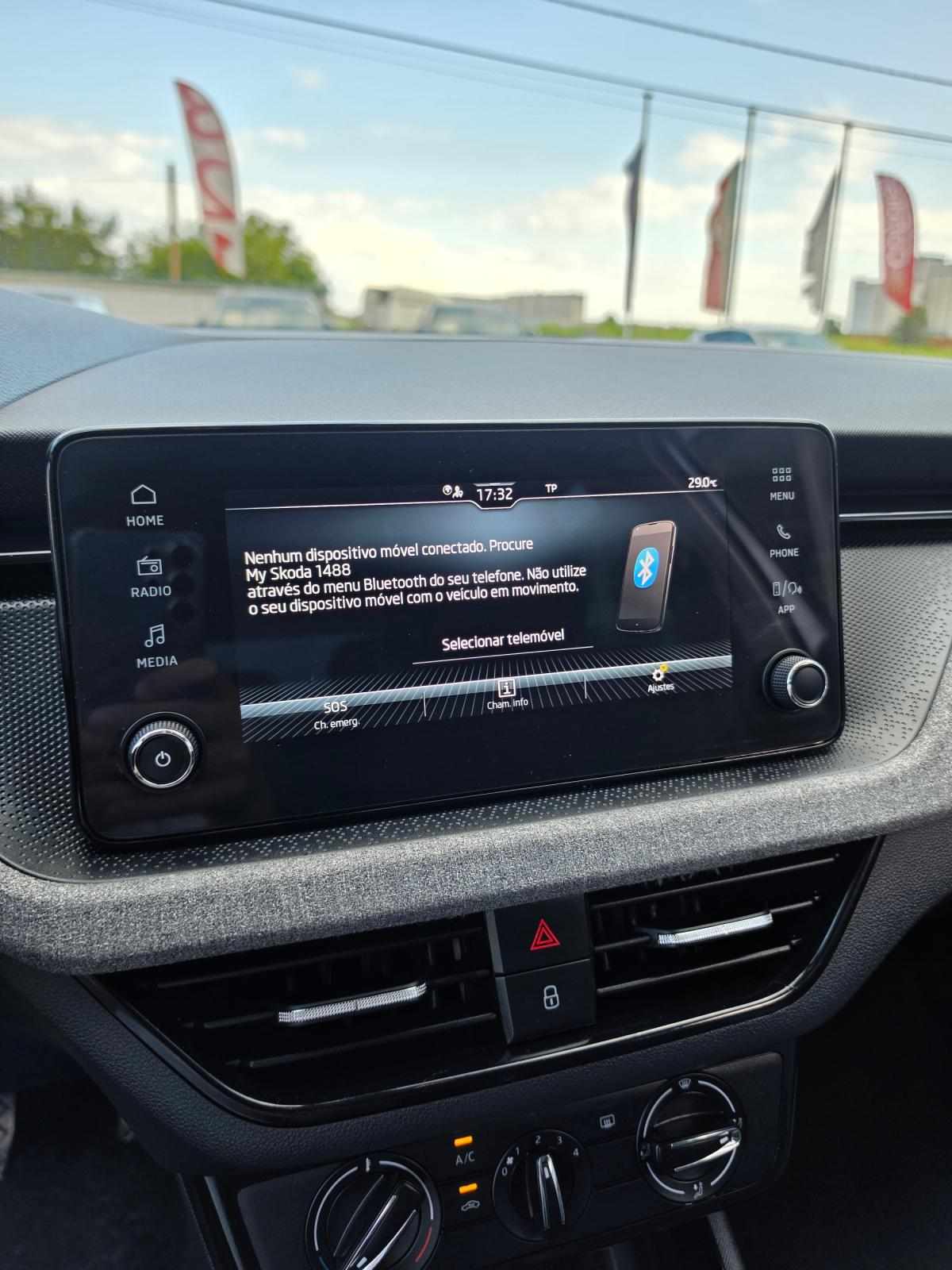 skoda-kamiq-2024-gasolina-999cc