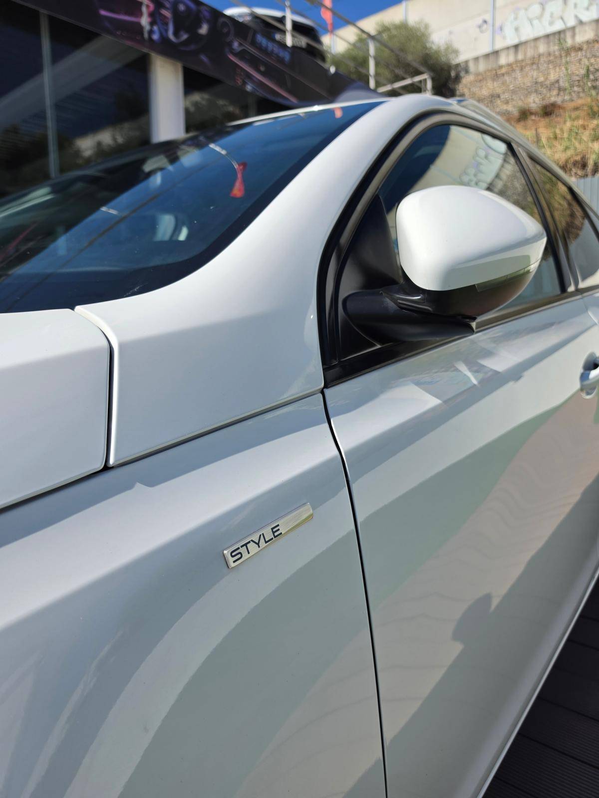 peugeot-308-sw-2018-diesel-1499cc
