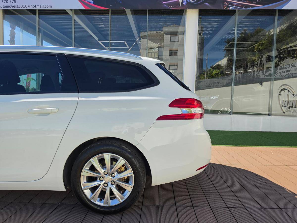 peugeot-308-sw-2018-diesel-1499cc