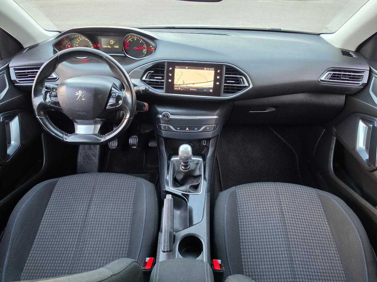 peugeot-308-sw-2018-diesel-1499cc