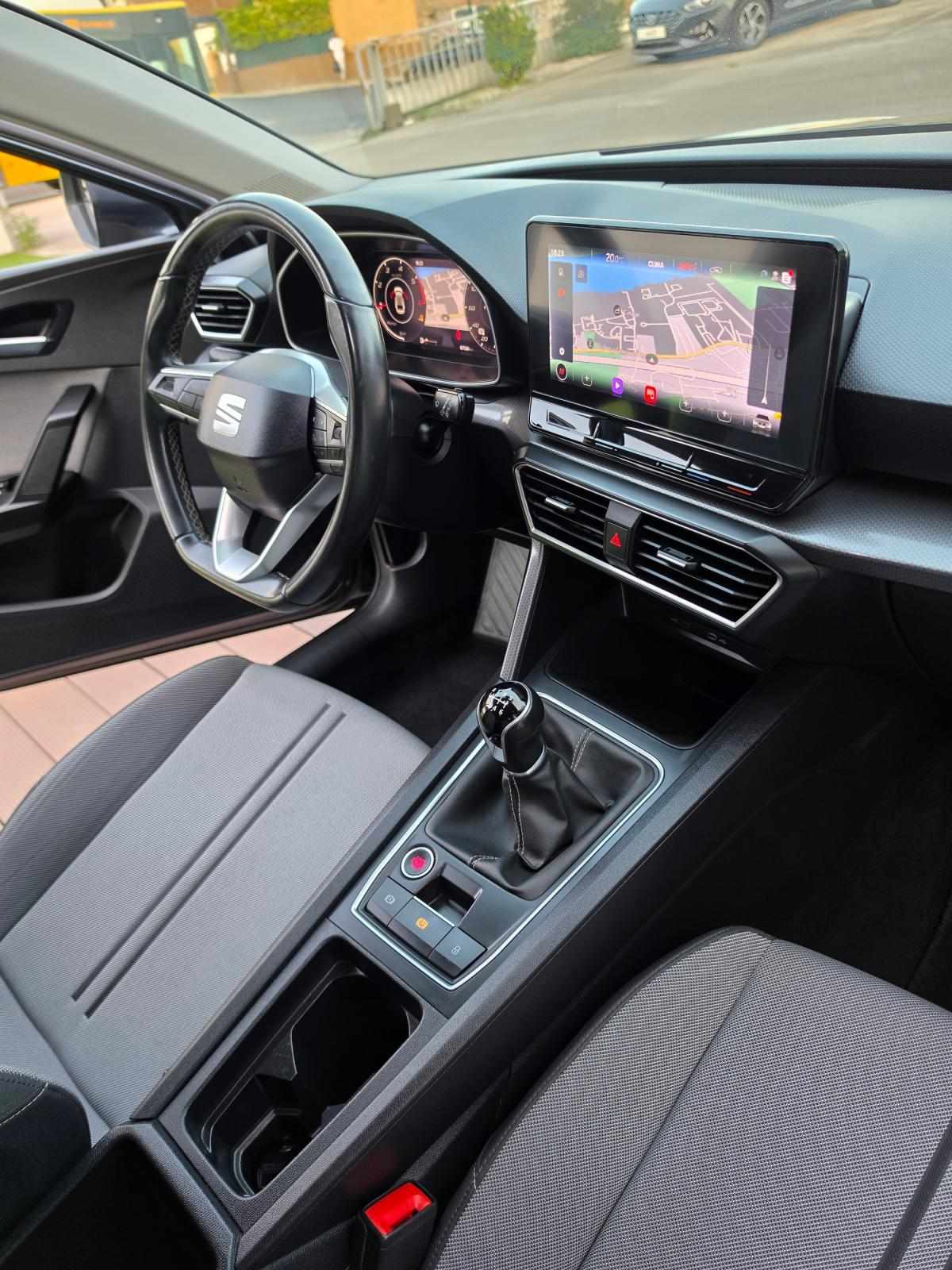 seat-leon-st-2023-diesel-1968cc