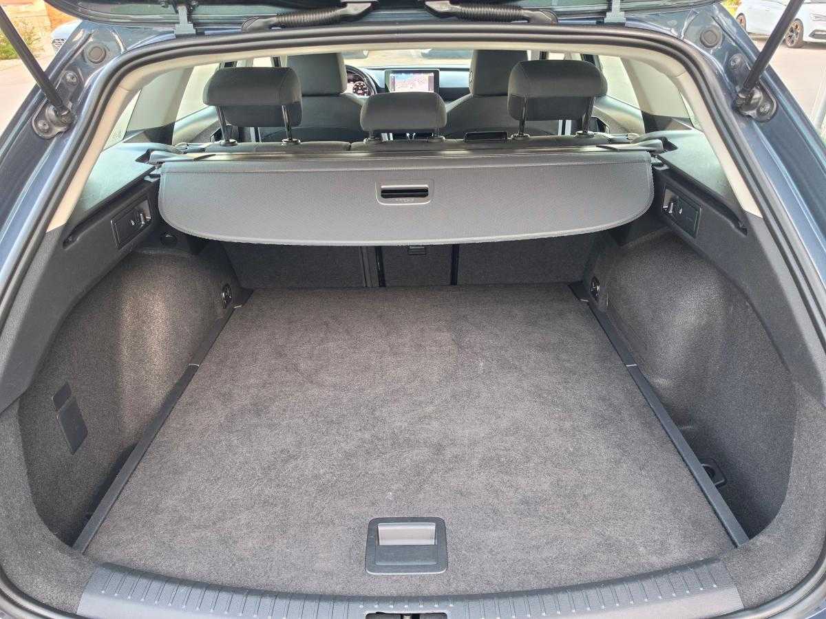 seat-leon-st-2023-diesel-1968cc