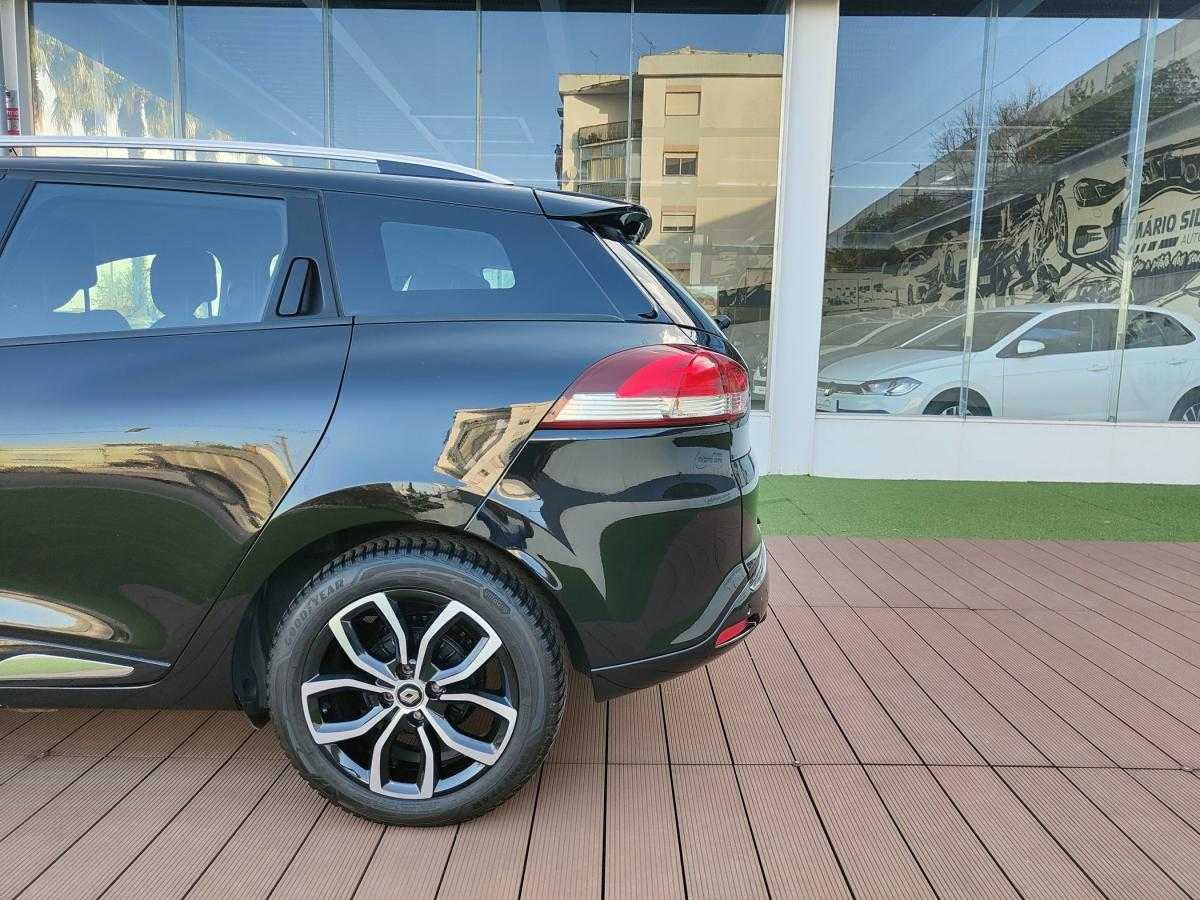 renault-clio-sport-tourer-2018-diesel-1461cc