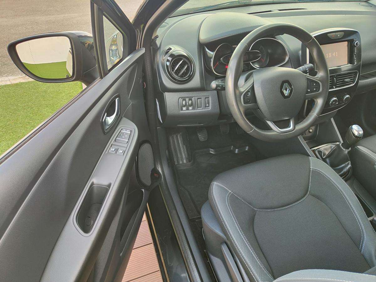 renault-clio-sport-tourer-2018-diesel-1461cc