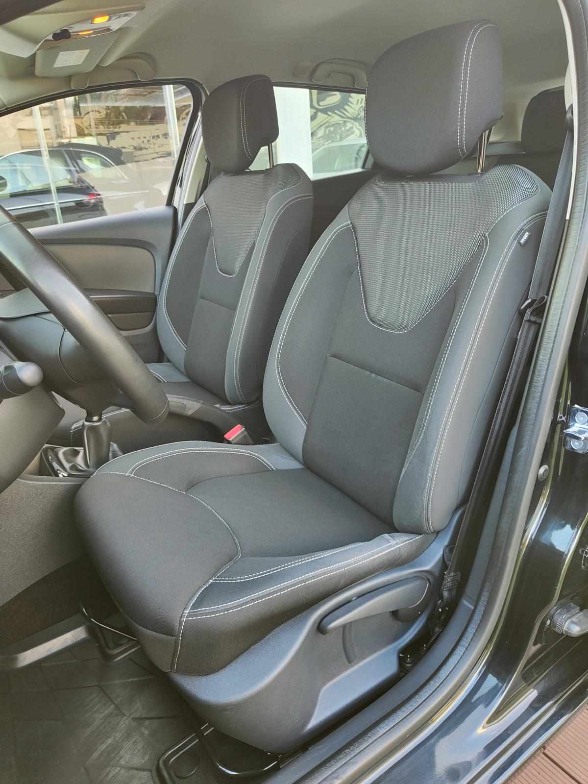 renault-clio-sport-tourer-2018-diesel-1461cc