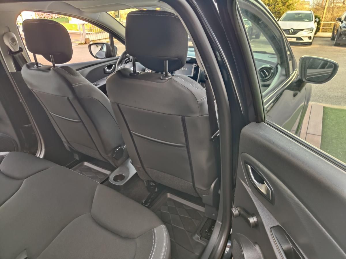 renault-clio-sport-tourer-2018-diesel-1461cc