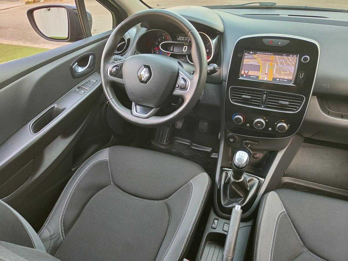 renault-clio-sport-tourer-2018-diesel-1461cc