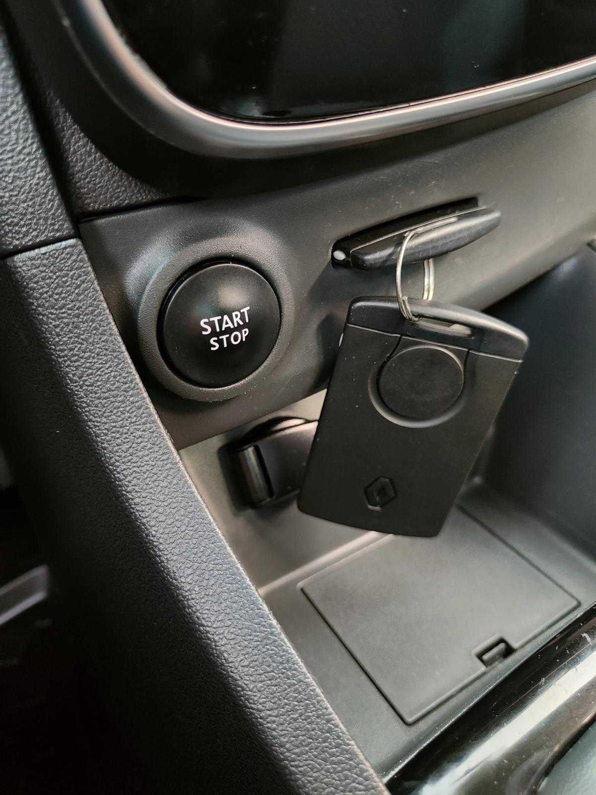renault-clio-sport-tourer-2018-diesel-1461cc