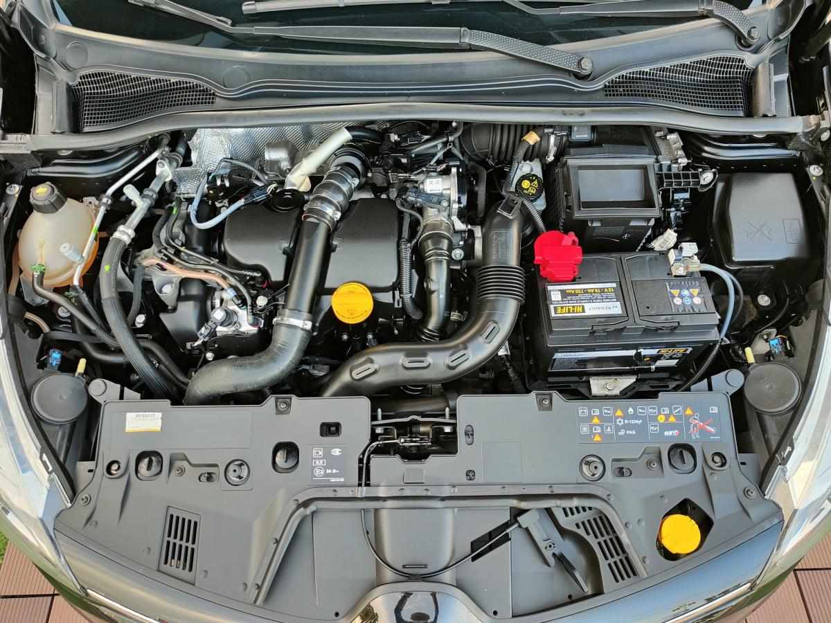 renault-clio-sport-tourer-2018-diesel-1461cc