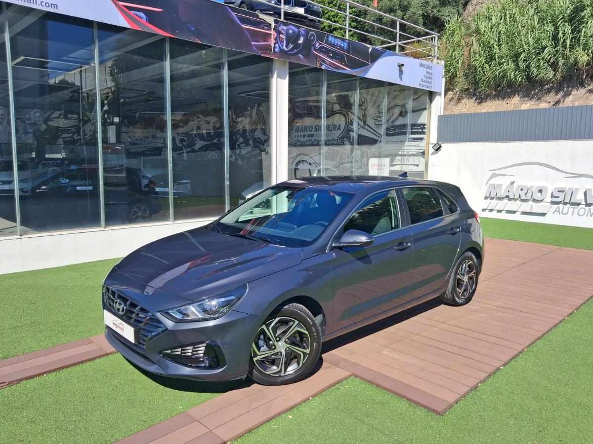 hyundai-i30-2023-gasolina-998cc