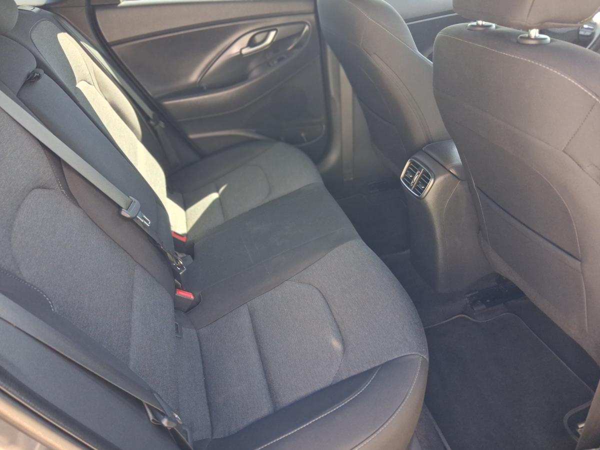 hyundai-i30-2023-gasolina-998cc