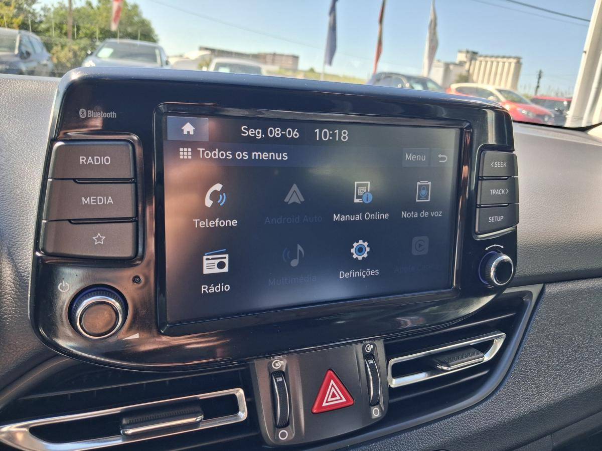 hyundai-i30-2023-gasolina-998cc
