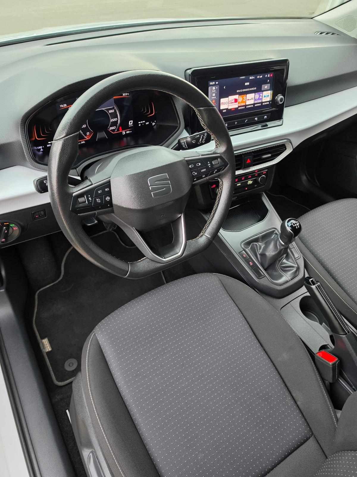 seat-ibiza-2024-gasolina-999cc
