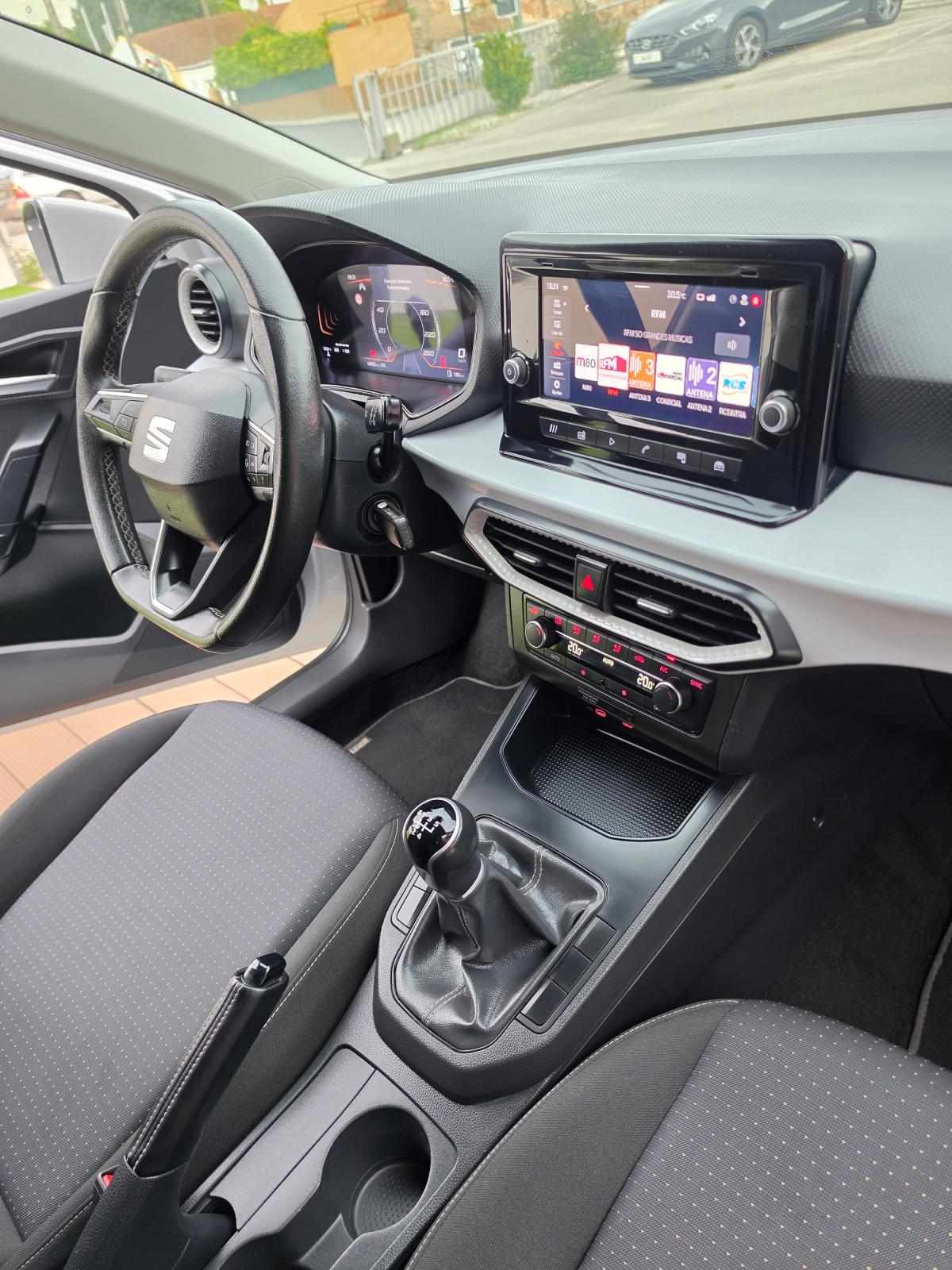 seat-ibiza-2024-gasolina-999cc