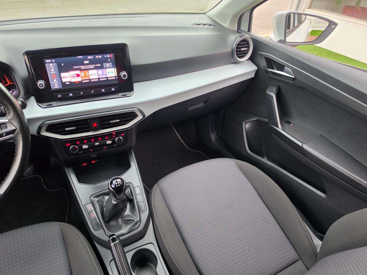 seat-ibiza-2024-gasolina-999cc